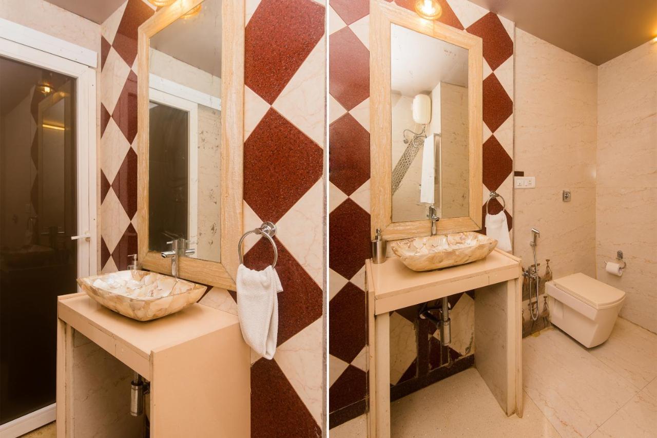 Hotel Oliver, Colaba Mumbai  Buitenkant foto