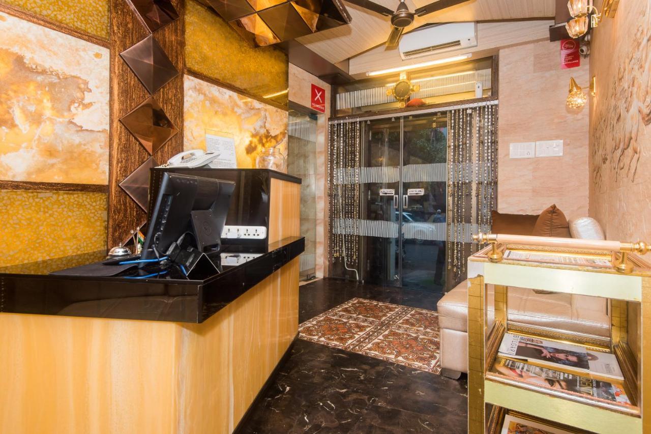 Hotel Oliver, Colaba Mumbai  Buitenkant foto